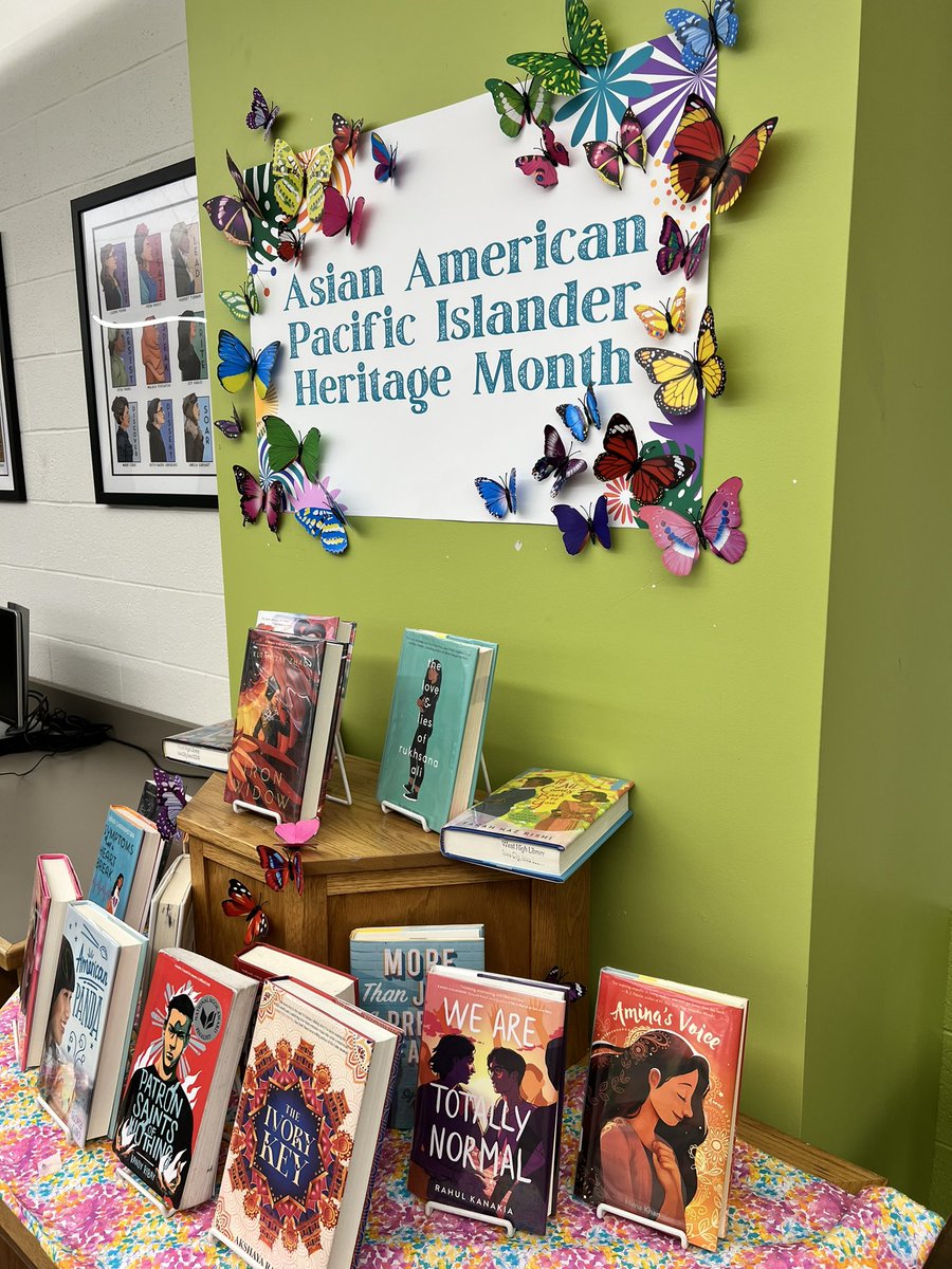 IC West Library tweet media