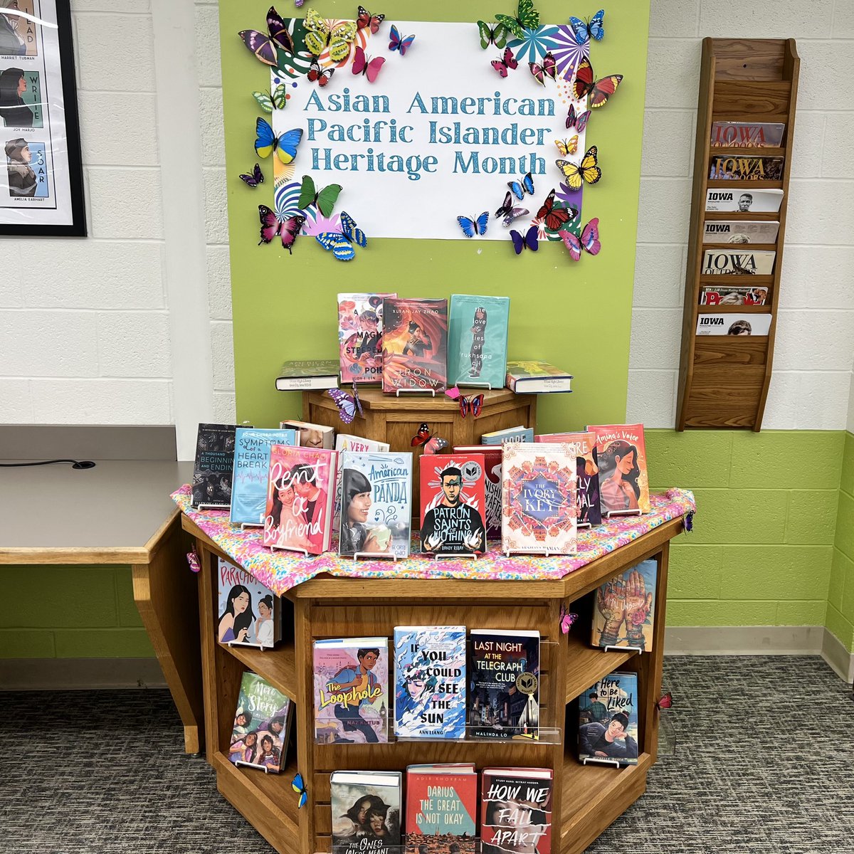 IC West Library tweet media