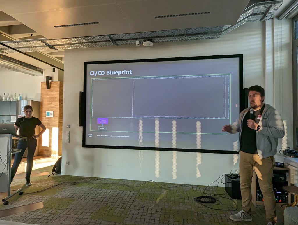 FrankPrechtel's tweet image. The #AWS #CodeCatalyst workshop by @ViktoriaSemaan and @vedmichv at the user group in #Nürnberg was amazing and fuelled by beer and pizza at the offices of @codecentric. 😋
I'm looking forward to see many a people at the AWS Summit in Berlin on Thursday. 🤗