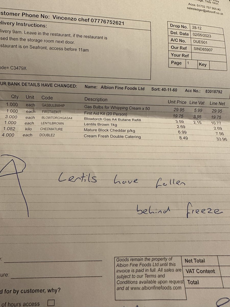 This delivery driver is a pro! 👌🏻