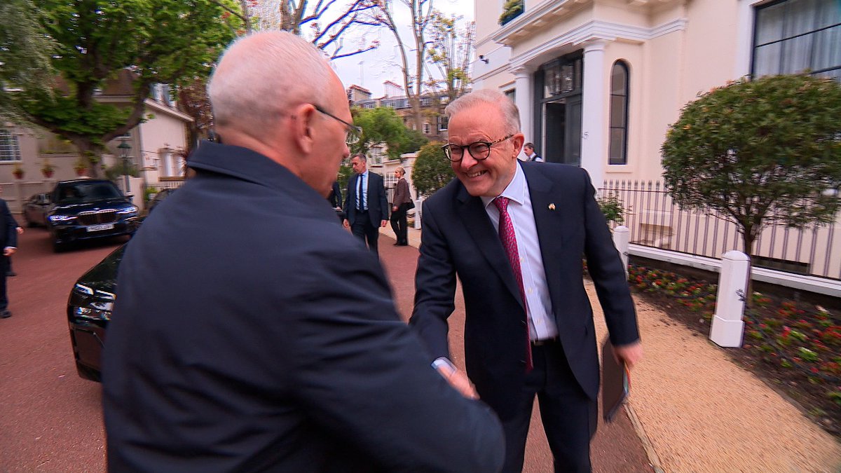 Exclusive interview with PM Albanese today... he confirmed that, despite his republican beliefs, he will swear an oath of allegiance to King Charles at Saturday's Coronation. He says he has to follow that protocol. What do we think of that? #auspol