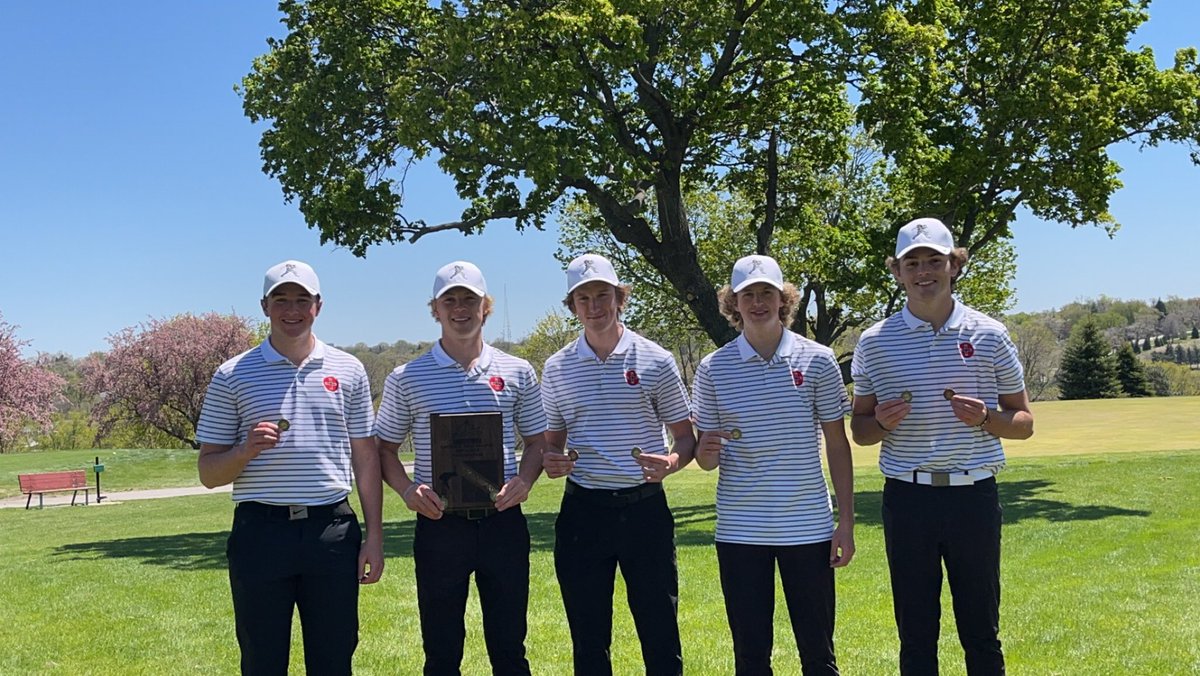 The Knights win at the Roncalli Invitational!

Jake Goertz with a beautiful chip in for 🦅 to break a team tie with Concordia at 327 in an extra play off hole. 

Notable performers:
Jake Goertz - 75  🥇
Jack Huber -  79  🥉
Ben Harris -   85  🏅

<a href="/MtMichaelAD/">MM Sports&Activities</a> <a href="/Mount_Michael/">Mount Michael</a>