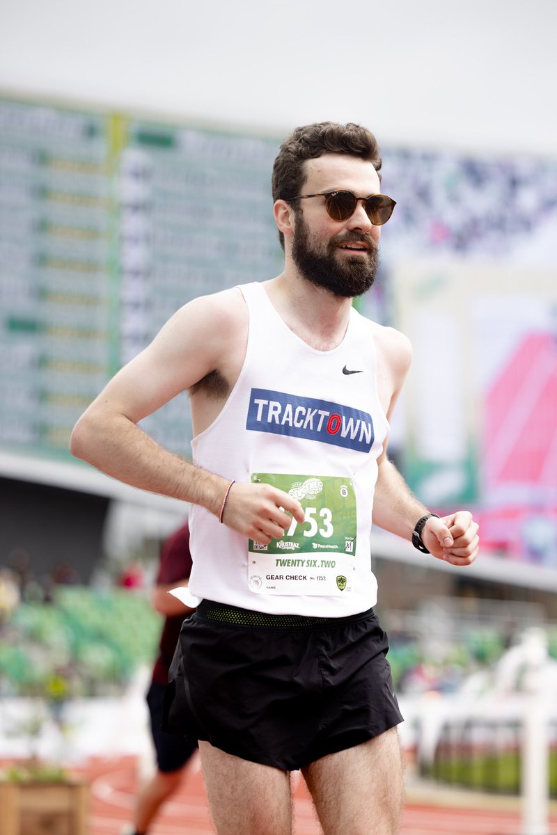 RunJwill's tweet image. The singlet is certified fresh. Go buy one today!