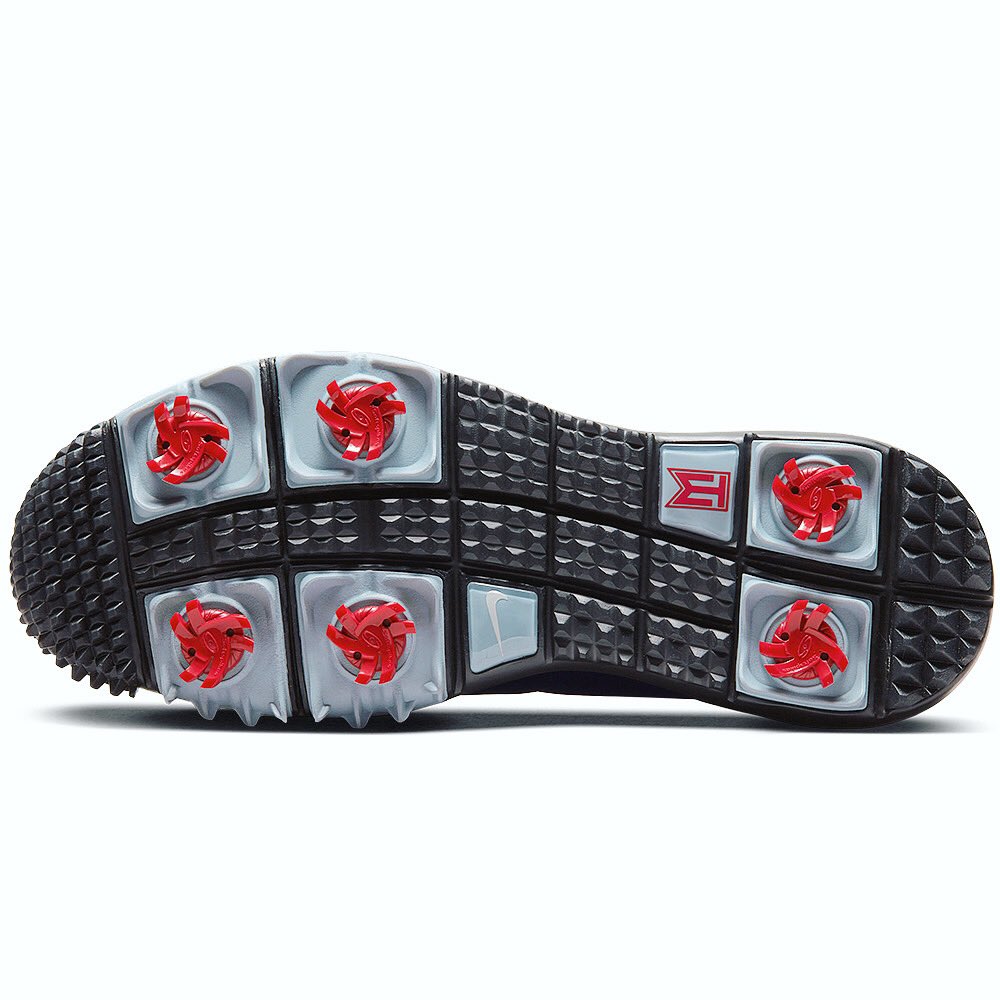 Loving the re-released ‘Tiger Retro’ version of the hugely popular TW ‘13 golf shoes from Nike Golf - featuring custom, red Silver Tornado spikes.💯❤️

#winnerswearspikes #homeoftraction #golfspikes