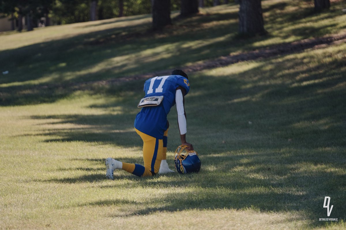 You don’t know the struggle of going Juco! Playing your first Szn then your whole coaching staff leave… having you stuck with no help getting recruited from them… staying up on Twitter sending out your film 24/7 waiting for an response at the same time knowing it ain’t