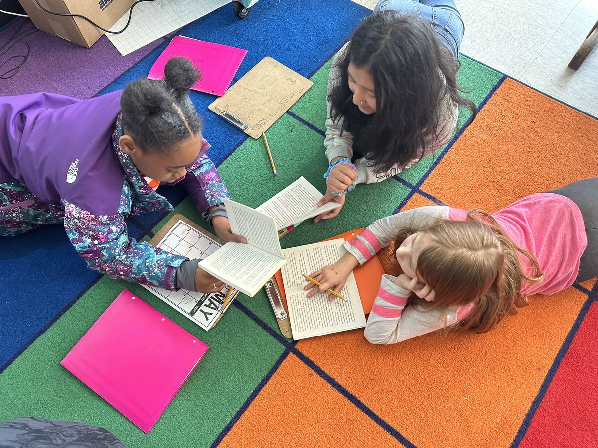 Book Clubs are back in full swing in 4th grade! Students choose their own book, plan their readings and group discussions with their calendar and practice leading discussions with their group! My favorite time of the year! <a href="/JTRobertsSCSD/">J. T. Roberts School</a> <a href="/SyracuseSchools/">Syracuse City School</a>