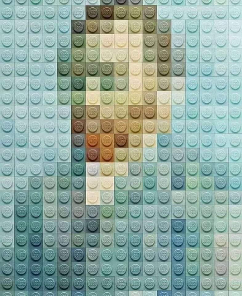 Magic how your mind works - squint your eyes - what do you see? ;)