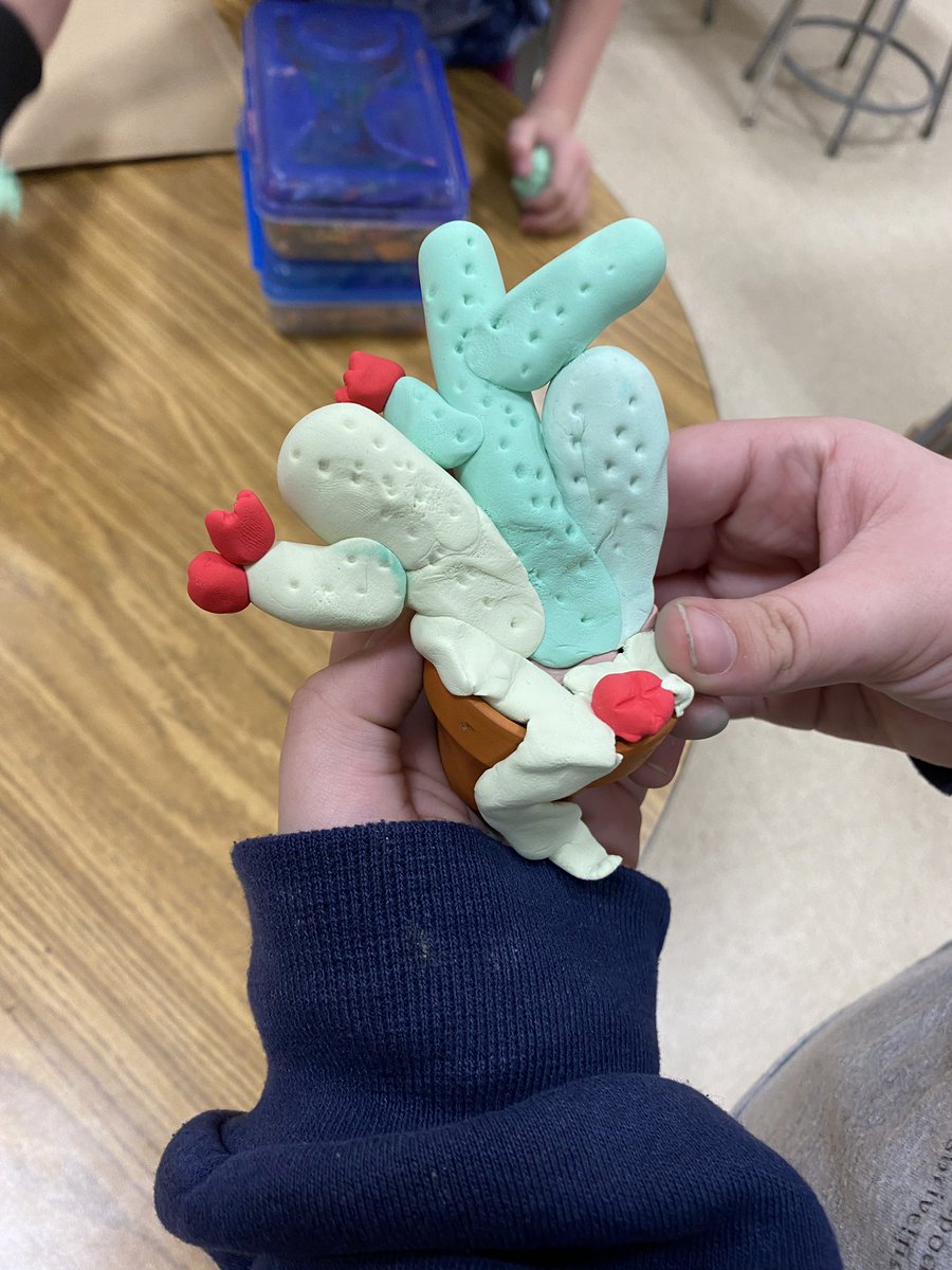 April Lammers tweet media