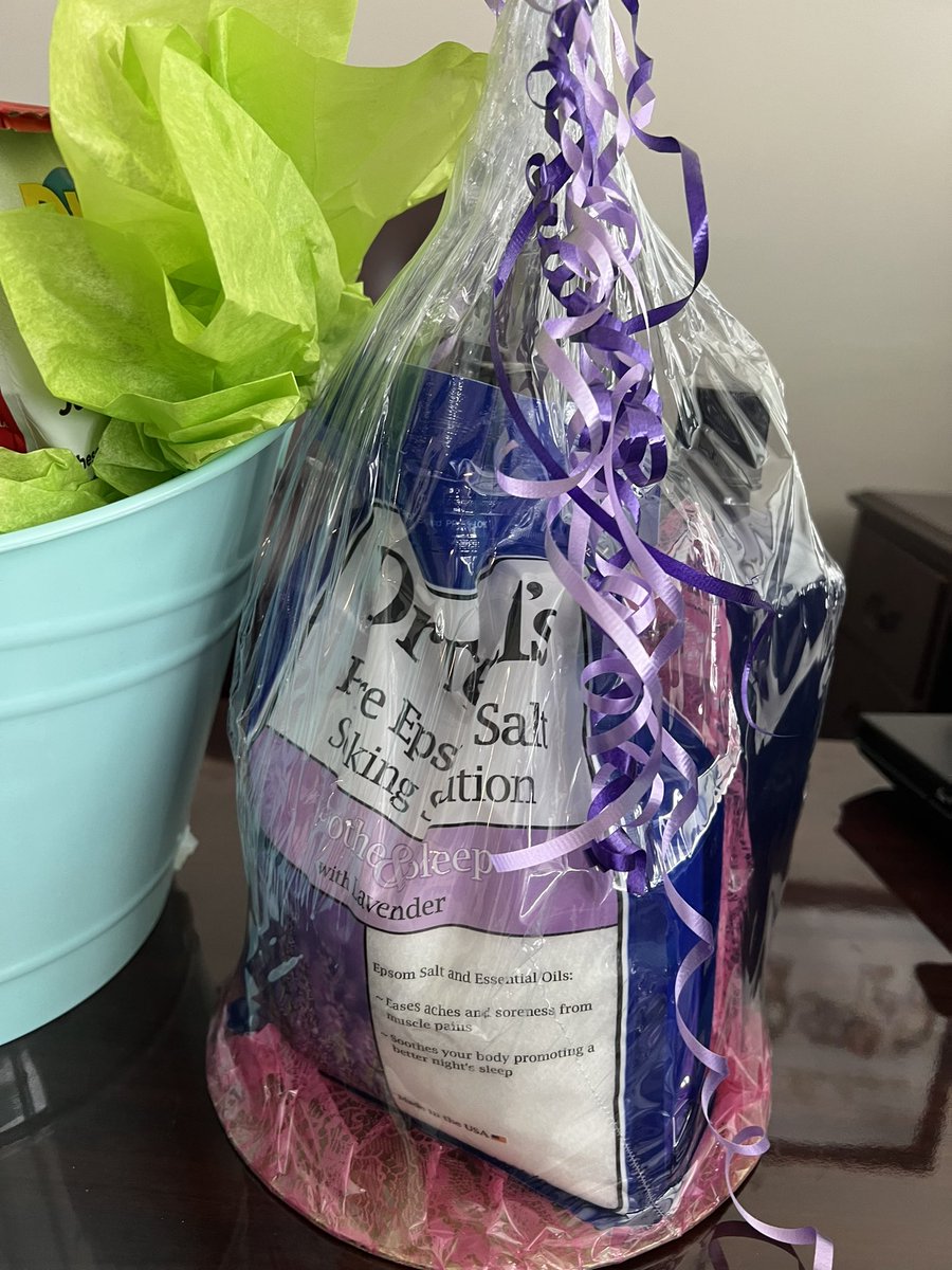 annlag12's tweet photo. Thank you to my ALC-East family!!! I feel blessed and highly favored to serve with you everyday! I ❤️ my team!!! #NationalPrincipalsDay https://t.co/uK5hqusrd6