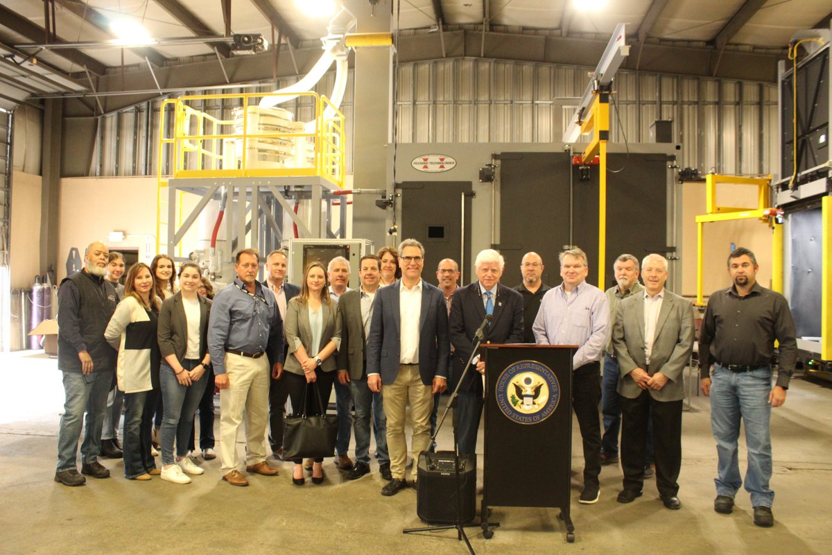 Research &amp; development are integral to the American workforce, especially small manufacturers like East Hartford's Peening Technologies. It's time to pass <a href="/RepRonEstes/">Rep. Ron Estes</a>' and my legislation to ensure businesses can invest in the technologies of the future and good-paying jobs.