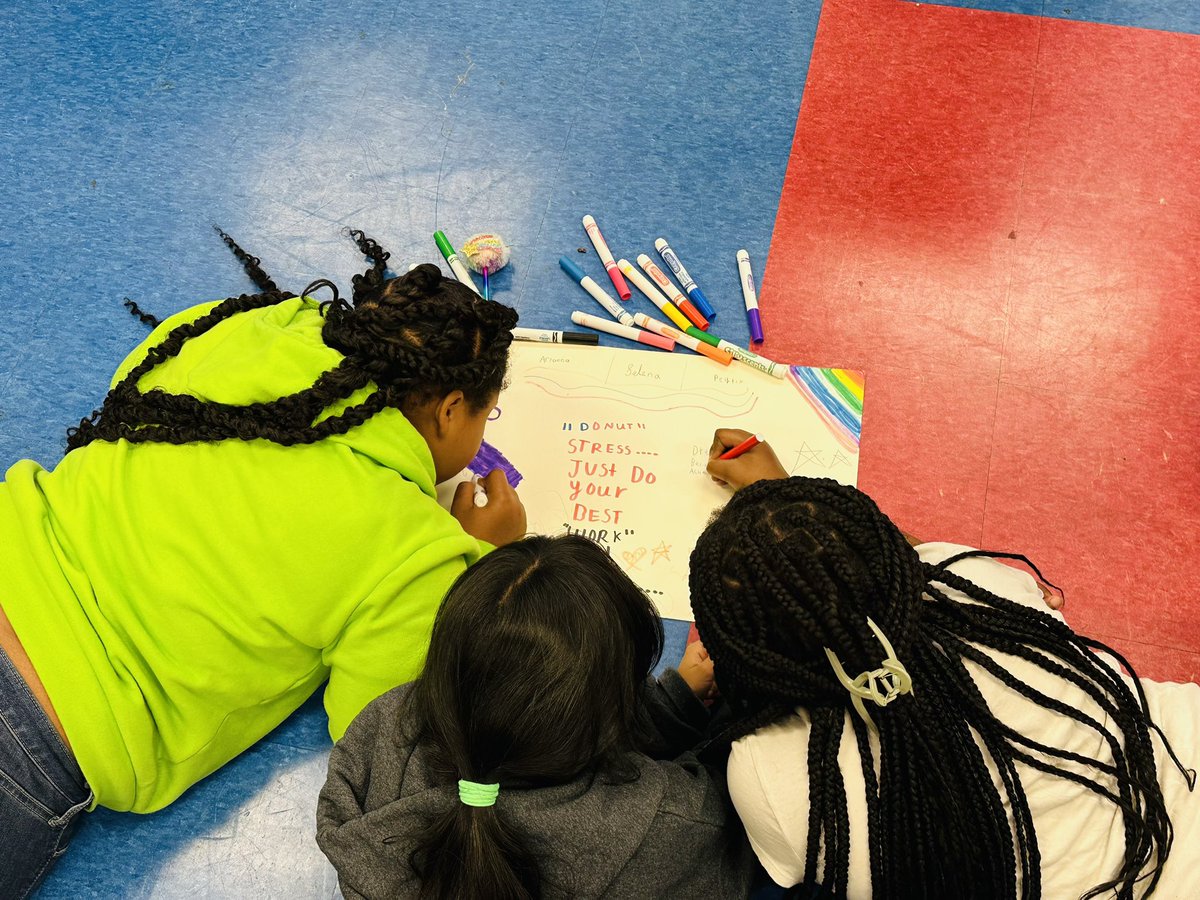 SNerwinski's tweet photo. Taking advantage of this rainy day by making inspirational posters and bonding! 🫶🏻👭 @GirlsontheRunDE @johnsonschoolde #JESWildcats https://t.co/VbiCLj0cz4
