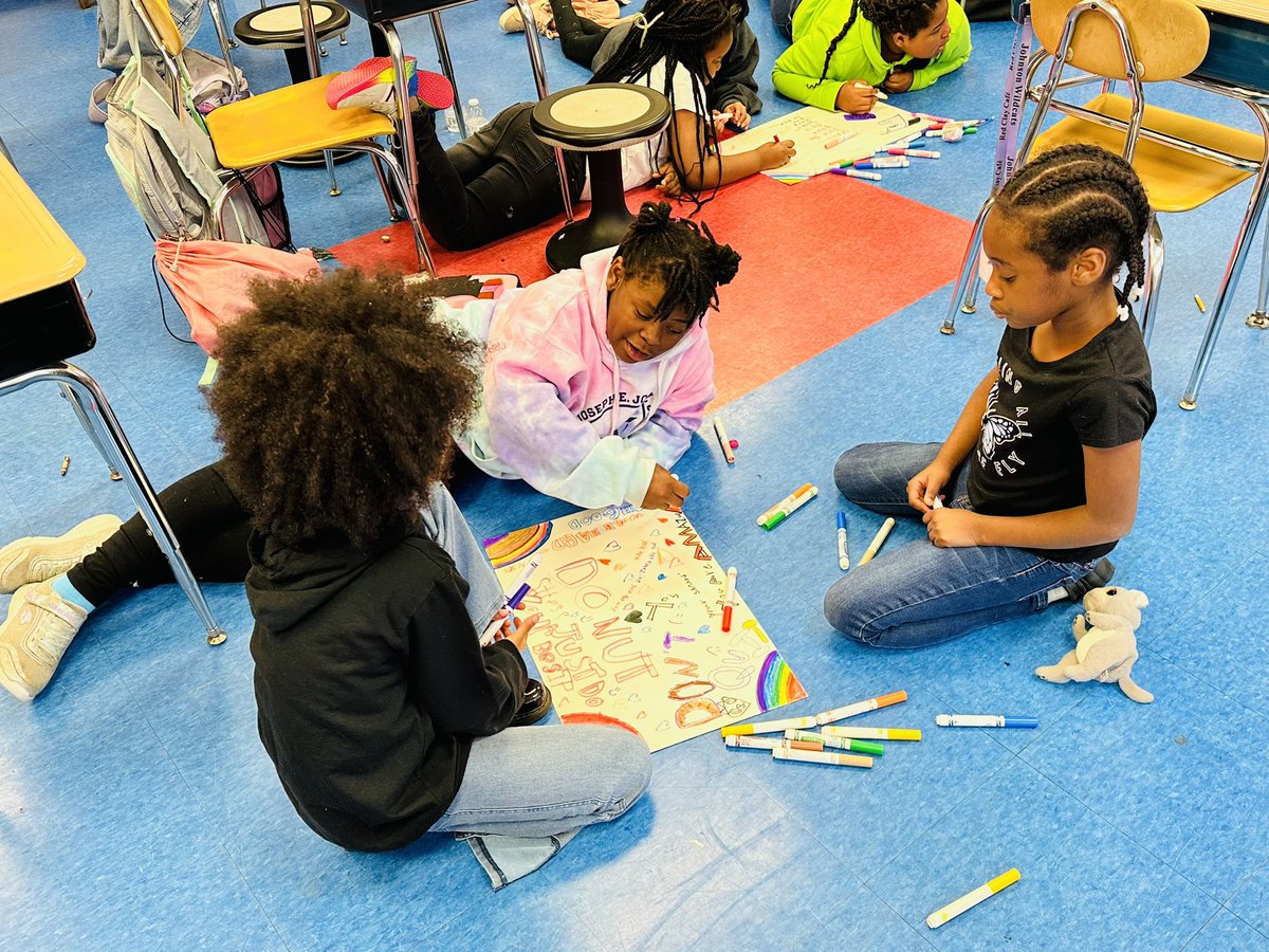 SNerwinski's tweet photo. Taking advantage of this rainy day by making inspirational posters and bonding! 🫶🏻👭 @GirlsontheRunDE @johnsonschoolde #JESWildcats https://t.co/VbiCLj0cz4