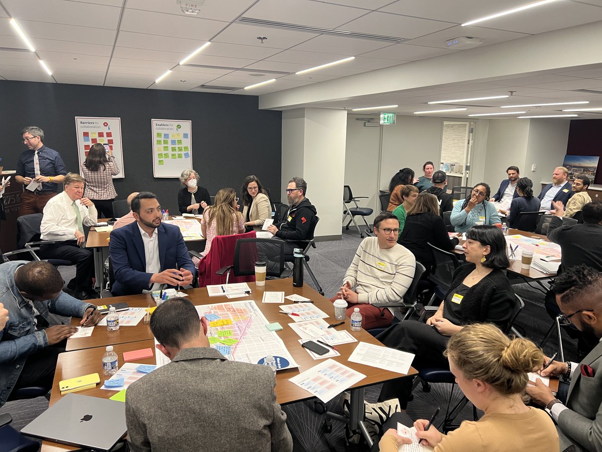 OPinDC's tweet photo. Today, we kicked off the Downtown Public Realm Plan to revitalize Downtown’s streets, alleys, sidewalks, parks into safe, welcoming, and enjoyable community spaces that attract visitors, workers, businesses, and 15,000 new residents by 2028. #DCsComeback
➡️https://t.co/CzySG91iYt https://t.co/qEnAKbGuzy