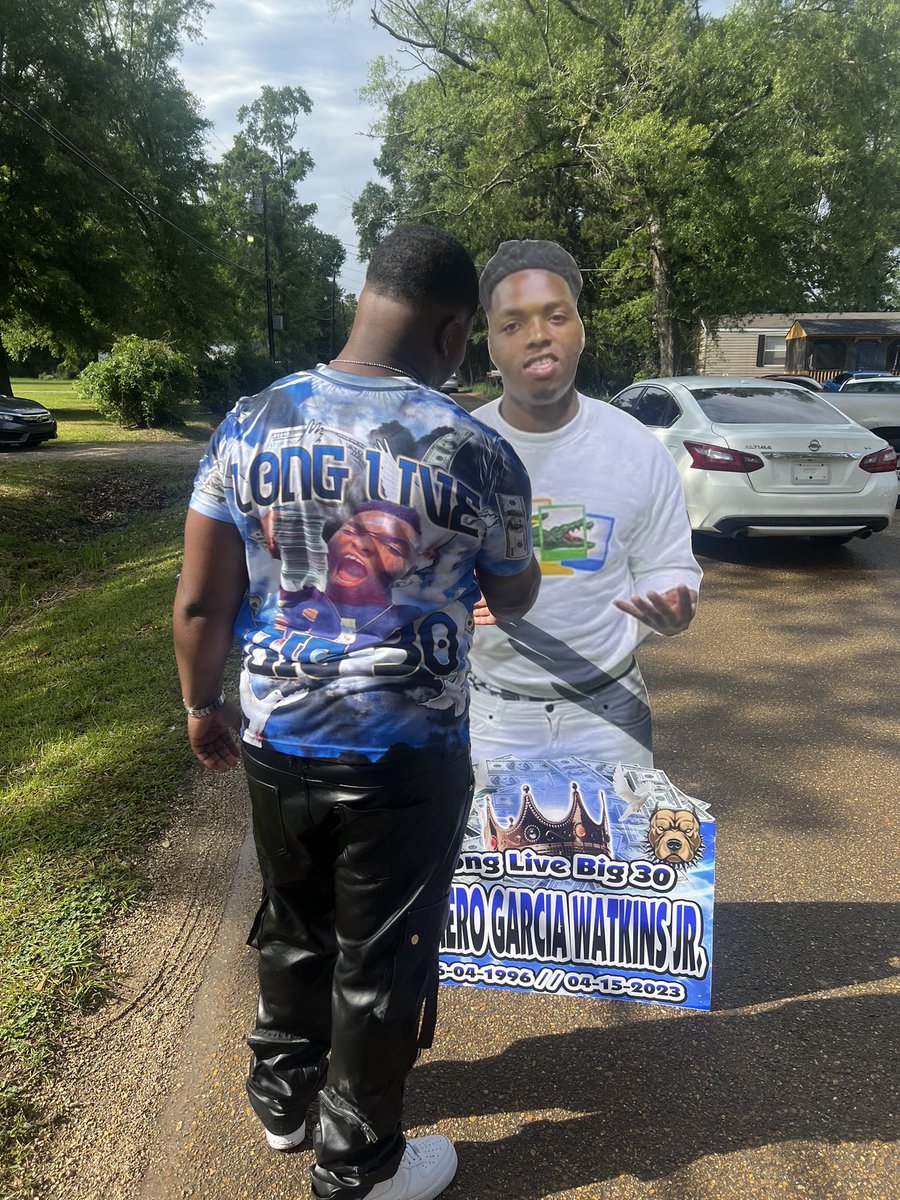 trapRayyGP's tweet photo. Luv you brother, Ima make sure u prada me i got u..it ain’t neva goodbye🖤💙💙💙💯 @SparkeyBaddAzz https://t.co/hPGYZRiW3P
