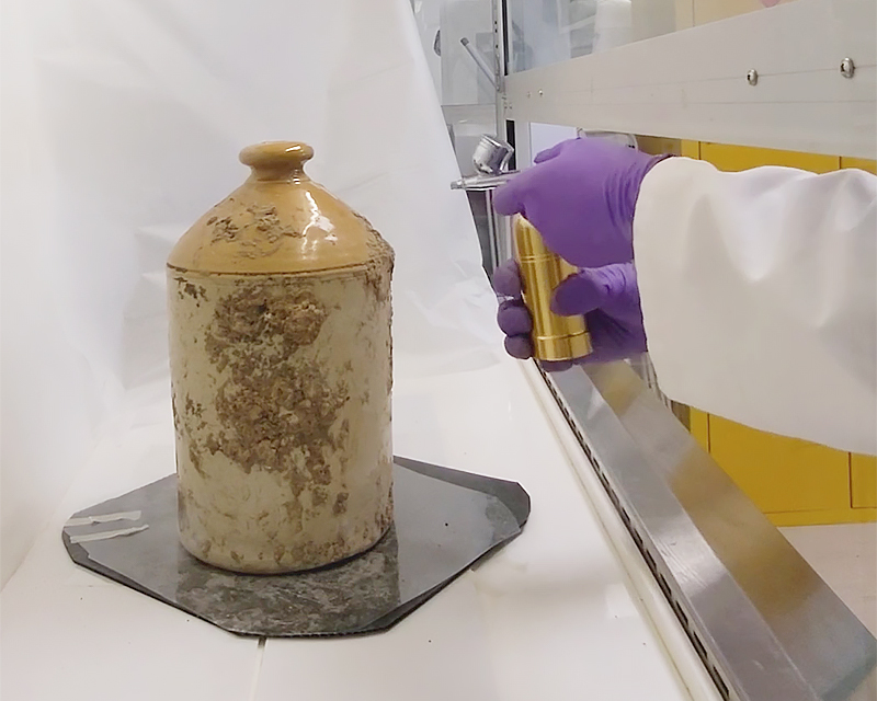 NAM_London's tweet photo. Conserving an Army rum jar

One of the many WWI items in our Conflict in Europe gallery is a rum jar from the trenches of the Western Front. Before going on display, it raised some interesting ethical questions for our team.

Check out the full article: https://t.co/PpBjq8spzD https://t.co/JHJzKG6j31