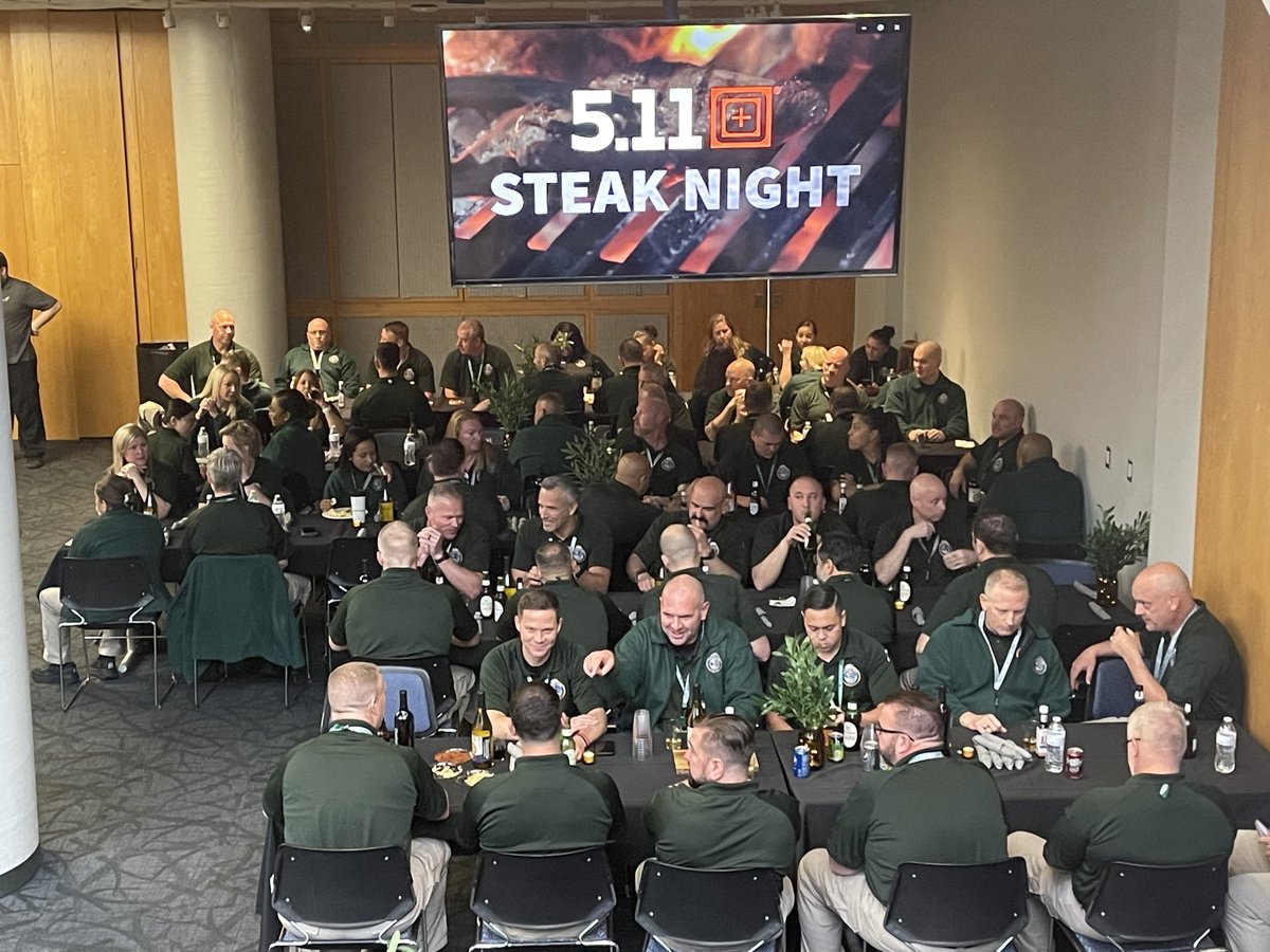 FBINAAQuantico's tweet photo. 5.11 Steak Night was a blast with Session 286!
Thank you, @511Tactical, for a beautiful evening with the students and staff. Shoutout to the FBI National Academy Associates Charitable Foundation for providing the delicious wine for the evening! #FBINAA #SteakNight #Session286 https://t.co/hMgmV9fAU1
