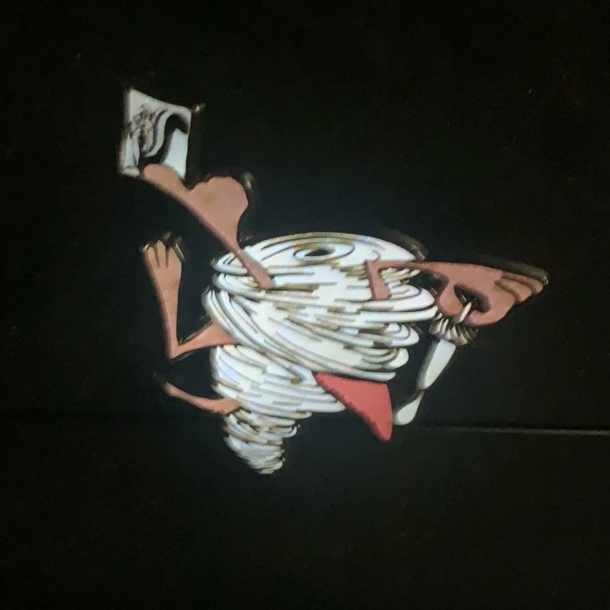 UnstoppabellArt's tweet photo. This morning I revealed the first pin In my upcoming #Taz Tripnado #pin set. Here's a shot of the awesome glow!
I plan to do a #Moodmat Version in the near future
https://t.co/R5BtAzAqtO https://t.co/leaKhTylhi