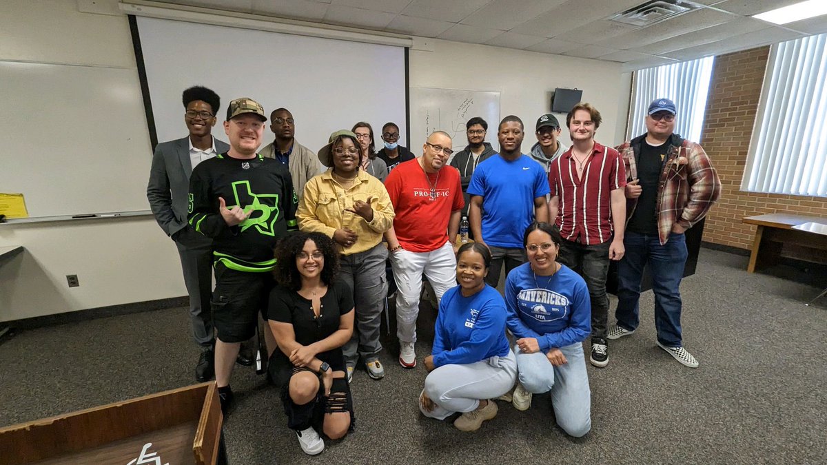 &amp; that’s a wrap for the Spring ‘23 semester! See you in August! #MavMediaUTA