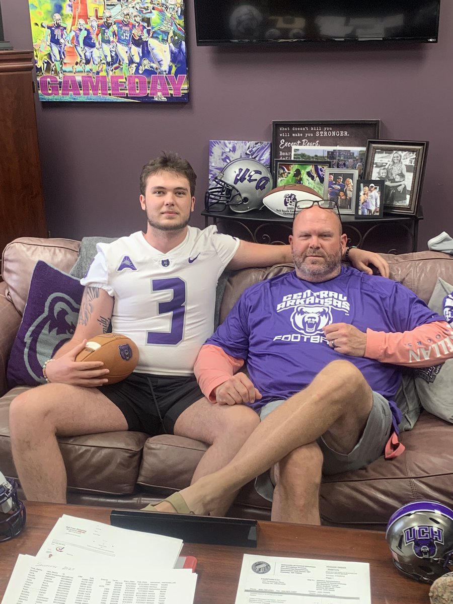 daxcourtney10's tweet photo. Let’s roll!🐻💜 #Committed #bleedpurple https://t.co/68XeoTWCOS