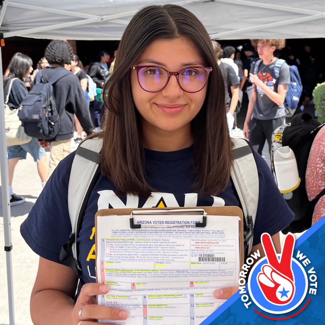 TomorrowWeVote's tweet photo. We registered 14 new young voters at @IronwoodHS High School today! We’ll be here till Thursday so let’s see how many more registrations happen! Go Eagles 🦅! ✌️⭐️ #genz #arizona #peoria #thanksmicah https://t.co/MYB44CbgqZ