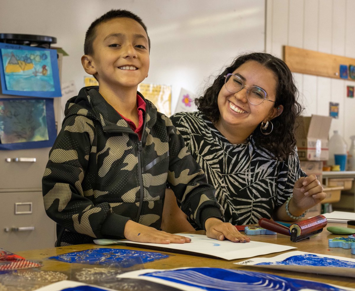 Happy National Teacher's Day! Our teachers are the heart of our schools, and we are thrilled to celebrate and honor their incredible contributions today. Thank you to all of our outstanding teachers!

loom.ly/An45tHs

#APSconnects #nationalteachersday