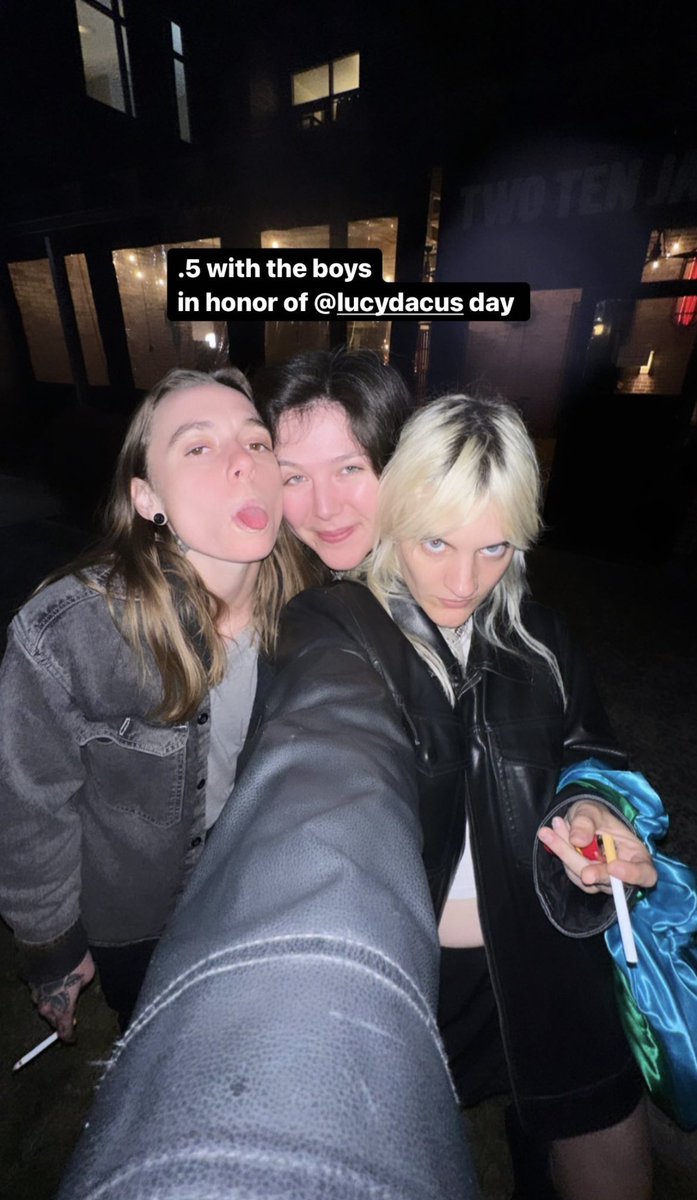 boygenius updates 🦷 on Twitter