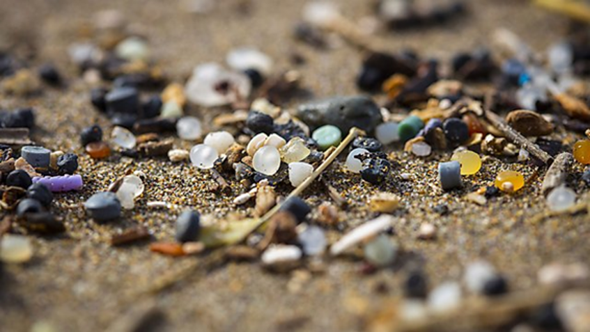 Can the social benefits of plastics be achieved without emissions of microplastic waste to the environment?

Join us on May 25th at 16:00 for our next webinar with <a href="/ProfRThompson/">Prof. Richard C Thompson OBE FRS</a> from @plymouthbiol as we dive into the troubling world of marine litter.

yorksgeolsoc.org.uk/events-list/ma…