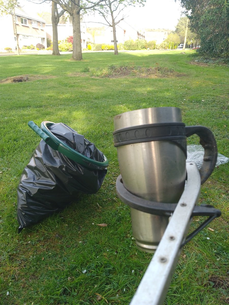 Testing out my new <a href="/Waterhaul1/">Waterhaul</a> litter picking bag hoop today!

#Corstorphine #Edinburgh #Litter