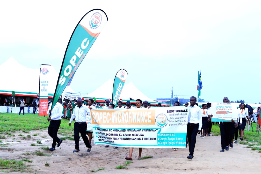 kurikuravugwam1's tweet photo. Pas besoin de se rendre au guichet pour le retrait ou le dépôt sur ton compte @SOPEC2019MF , profitez #bindoo profitez #sopecash profiter #retraitcash partout où vous êtes au Burundi et à l'étranger. https://t.co/UzTyHv4V9N