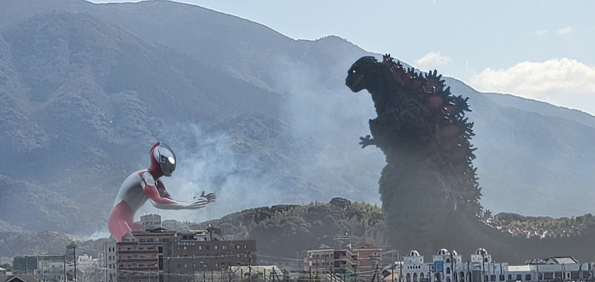 ウルトラマン　ゴジラ Godzilla & Ultraman 4 (ゴジラ&ウルトラマン4), THE SPACE DARK