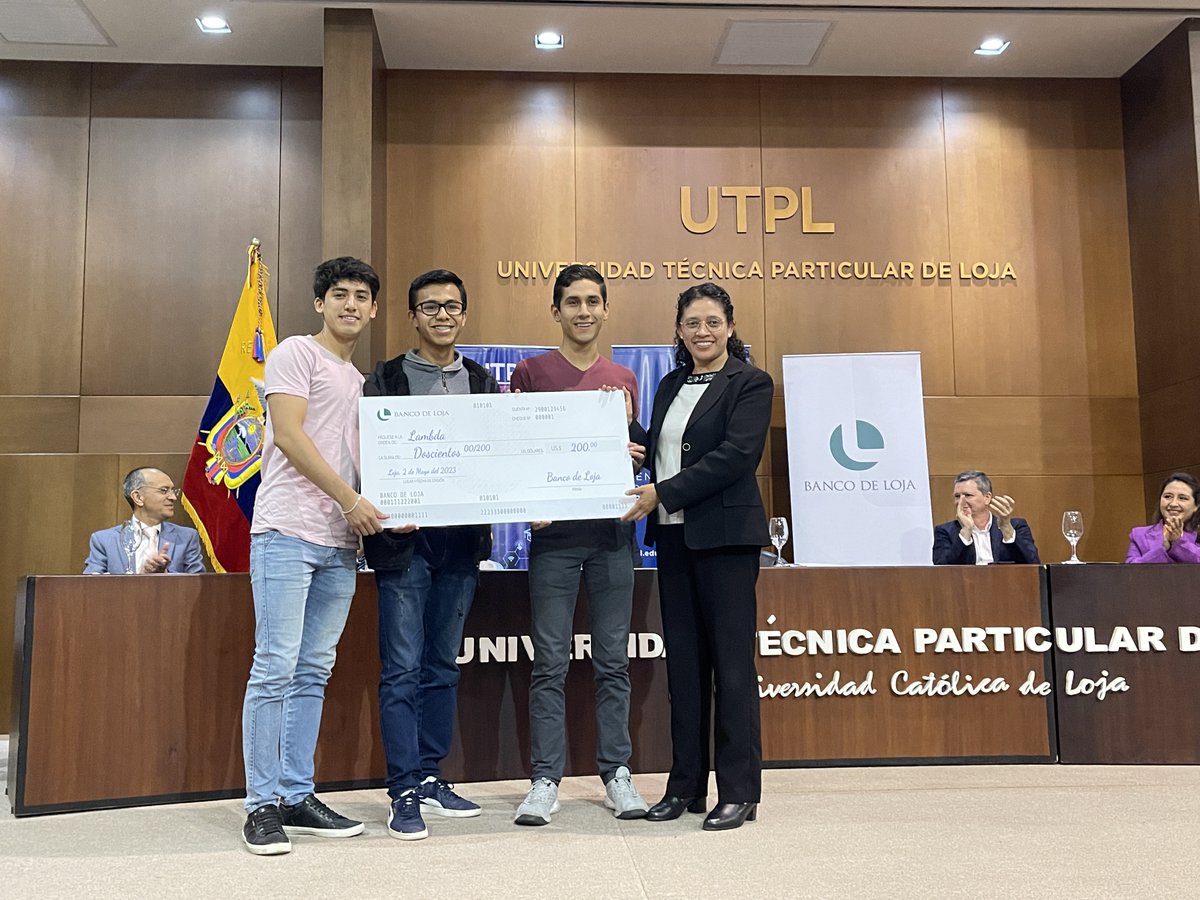 utpl's tweet image. 👨‍💻 ¡Ya tenemos ganadores del I Desafío TECH Loja organizado por #UTPLTEC, el Parque Científico y Tecnológico UTPL y @tecnologicoloja! 

Felicitaciones a nuestros estudiantes de #ComputaciónUTPL y del ISTL por sus propuestas innovadoras para el reto propuesto por @BancodeLoja_. 👏