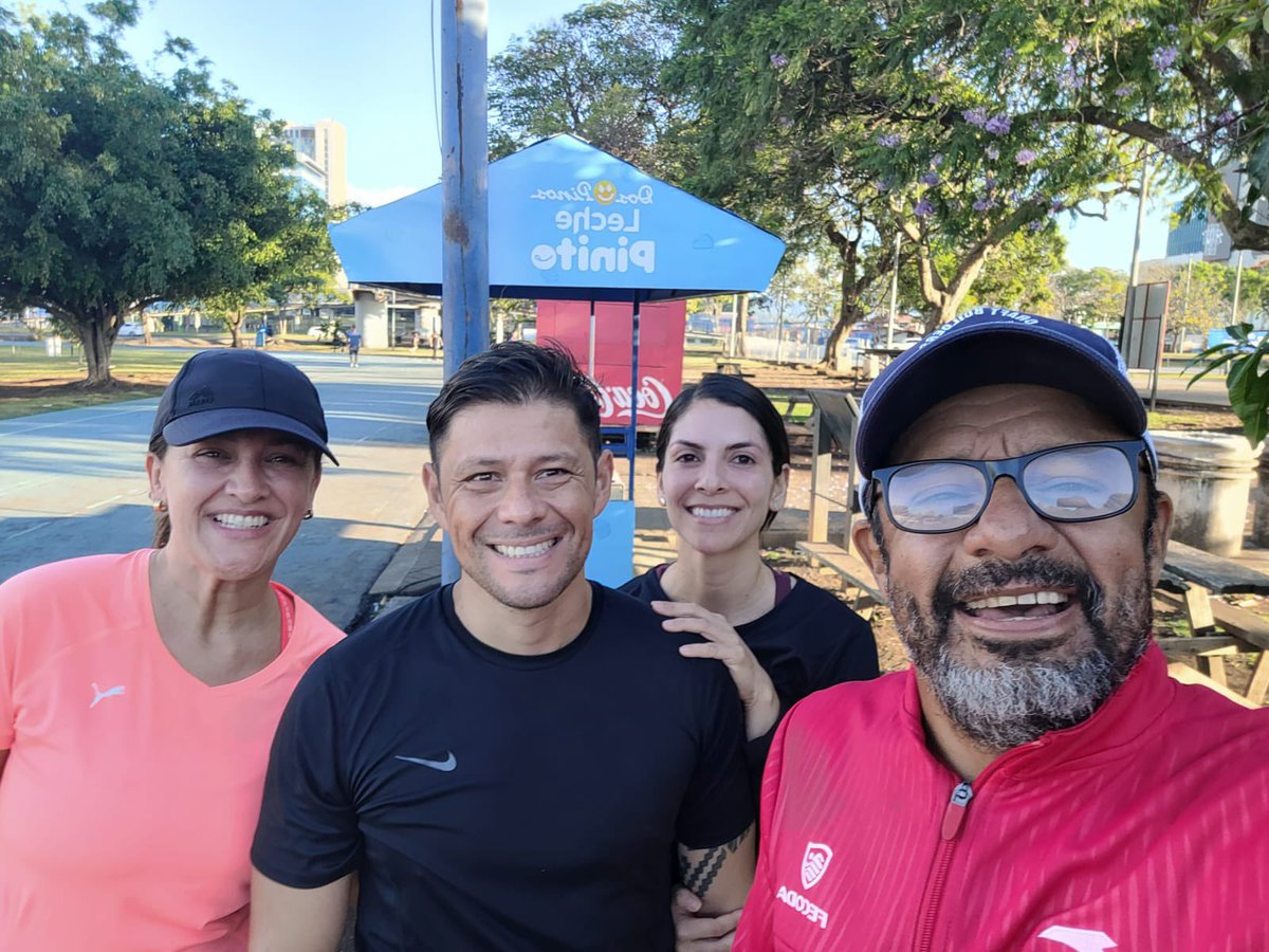 Xrunning7's tweet photo. Hoy es martes https://t.co/7hvBOYSVdn