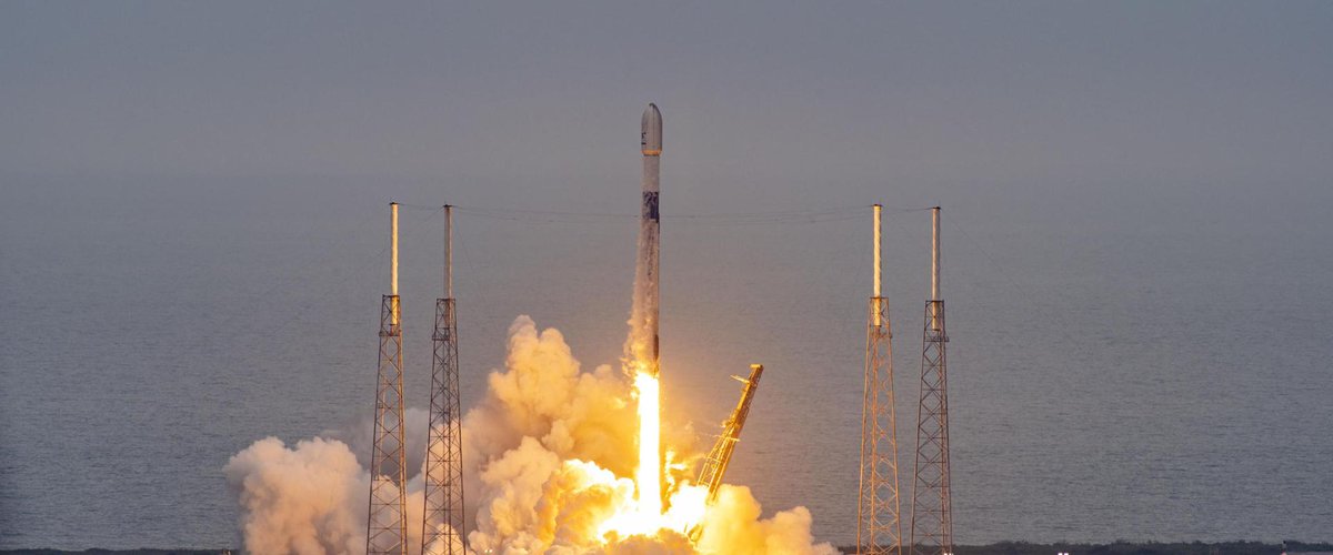 larrypress's tweet image. .@SES_Satellites’s 3rd &amp;amp; 4th O3b mPOWER satellites successfully launched shar.es/af9wZp
Will start serving mobility, telecom, government, &amp;amp; enterprise customers after 3Q 2023. Terabit-level scale, SLA&apos;s, RT latency &amp;lt; 150 ms. Competition for #OneWeb &amp;amp; #Starlink.