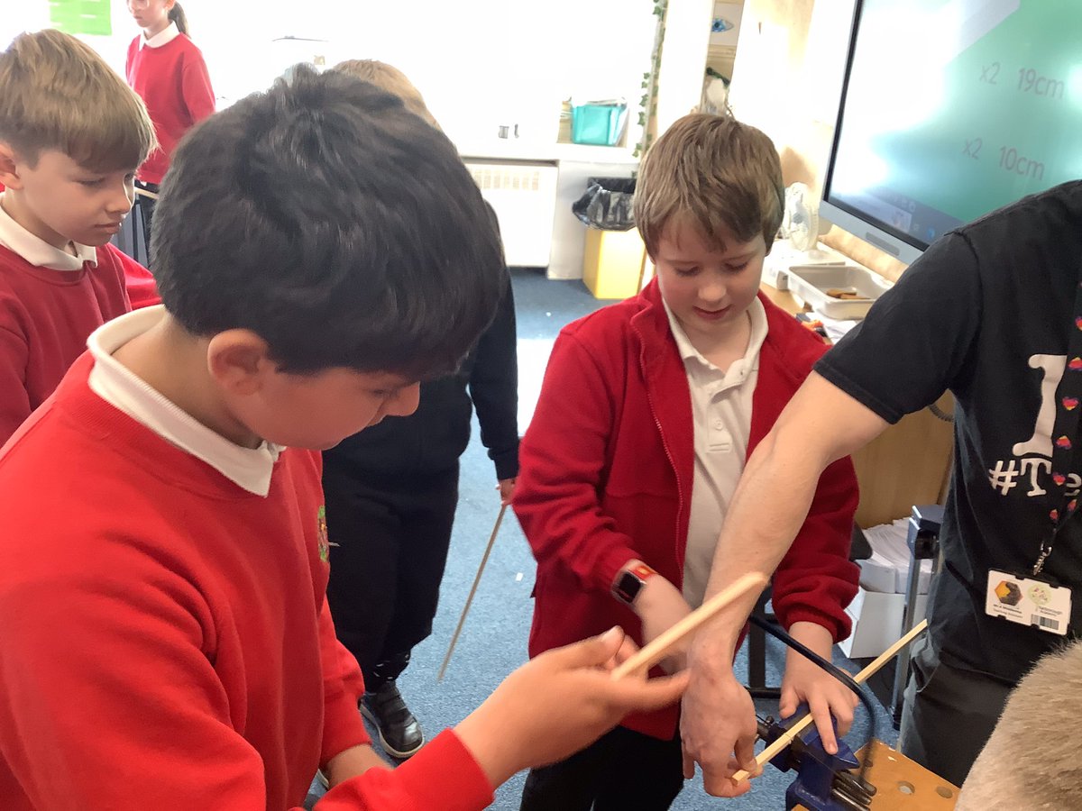 Hawthorn Class tweet media