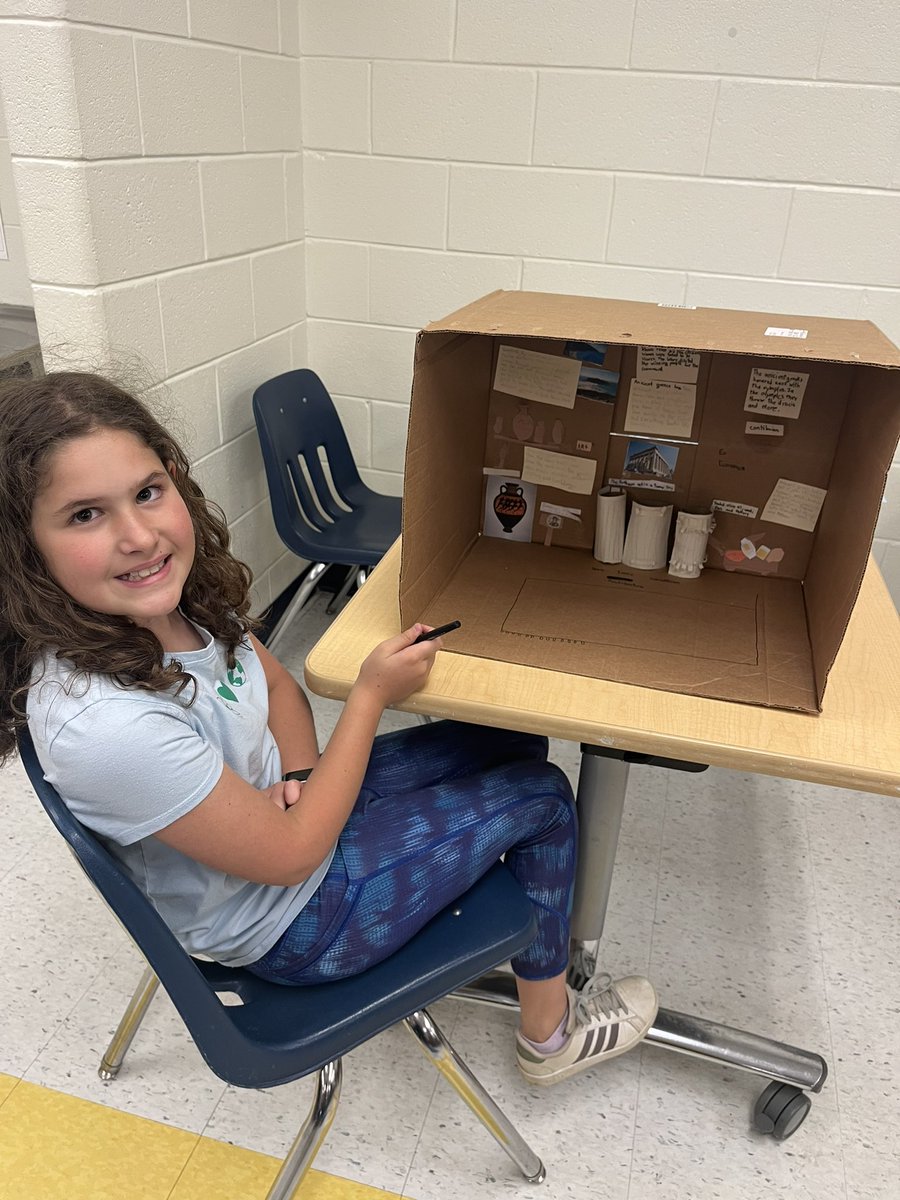 MsLenowicz3rd's tweet image. Would you create a museum exhibit for Ancient Rome or Ancient Greece? We loved sharing the final products of our PBL today!