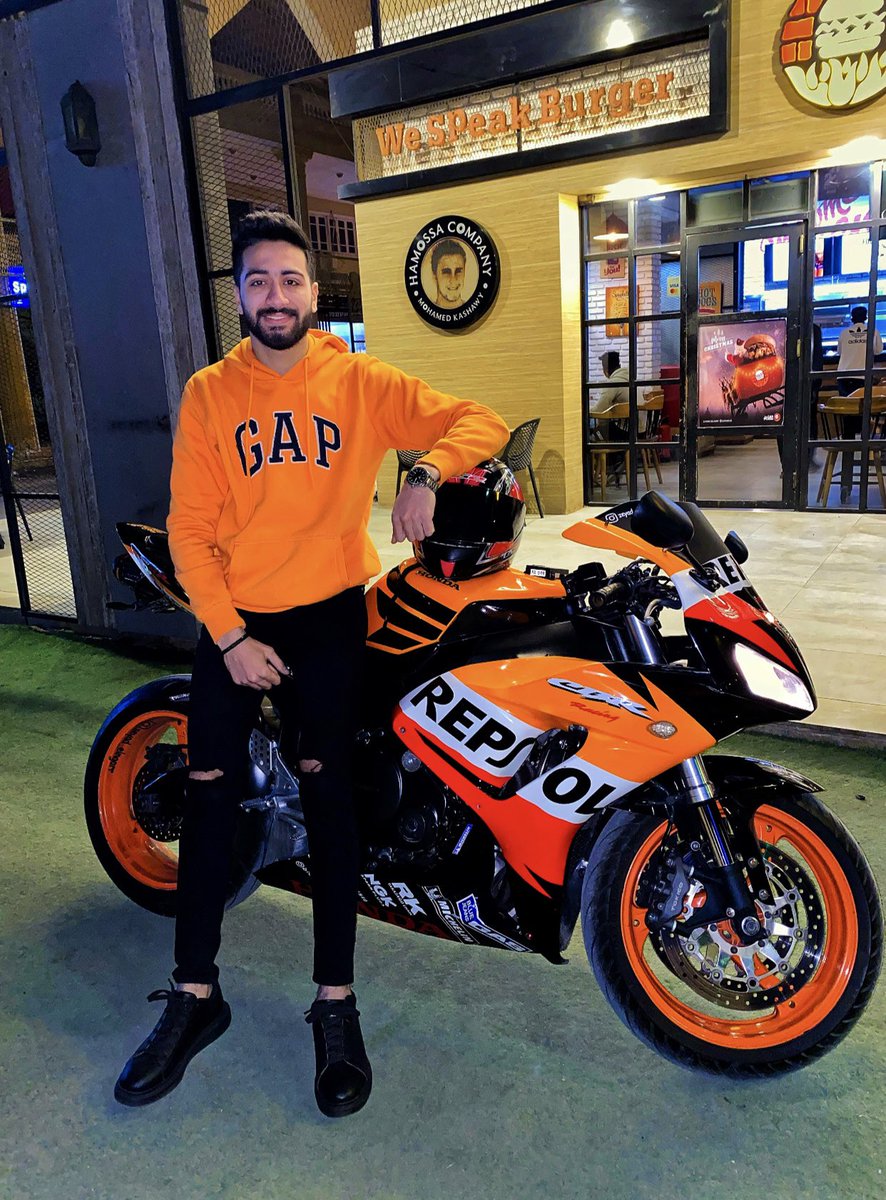 #NewProfiePic 🥷🏻🧡
