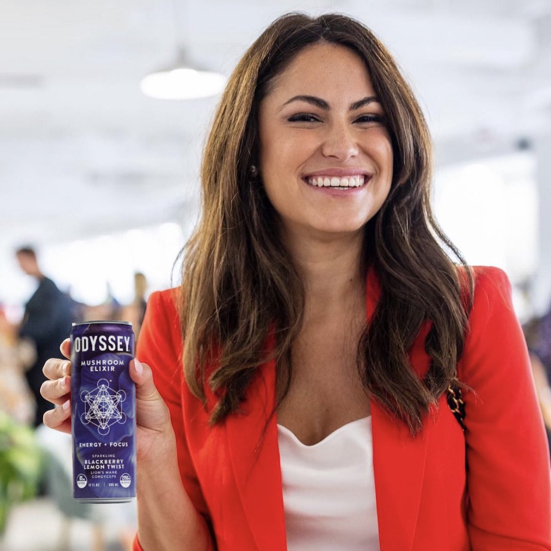 Sip, smile, repeat! The only non-alcoholic drink that’ll make you smile this big, every time!! #mushroomelixir #sparkling #odyssey #nonalcoholic