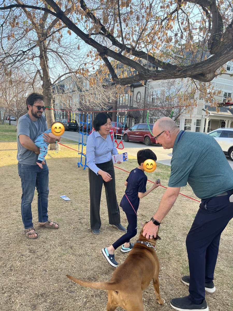 chrisdavisyyc's tweet photo. Families are excited to keep painting Calgary-Elbow blue!
Our @Alberta_UCP will:
✅ lower taxes for Albertans!
And the work continues! #ableg #YYCElbow https://t.co/CmUKYLNtsU
