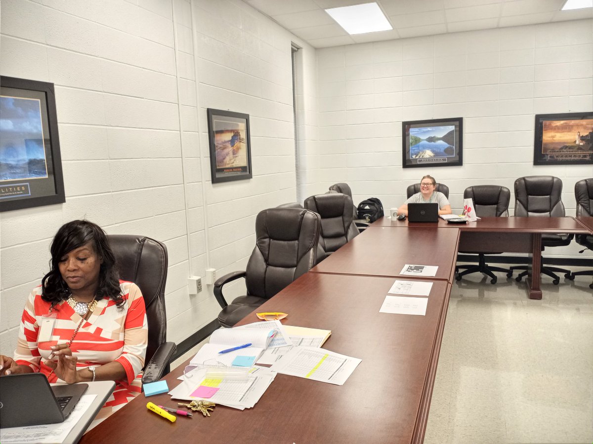 SNikkiVaughan's tweet photo. Collaborative Master Schedule planning was a total success today! Empowering our ISs in this space today was so exhilarating!! Ms. Jarvis, Ms. Wright, Ms. Freeney, and Mr. Urena were the real MVP's! #MustangLeaders #MasterScheduleBuildingParty #FortheScholars https://t.co/CE411OKD9B
