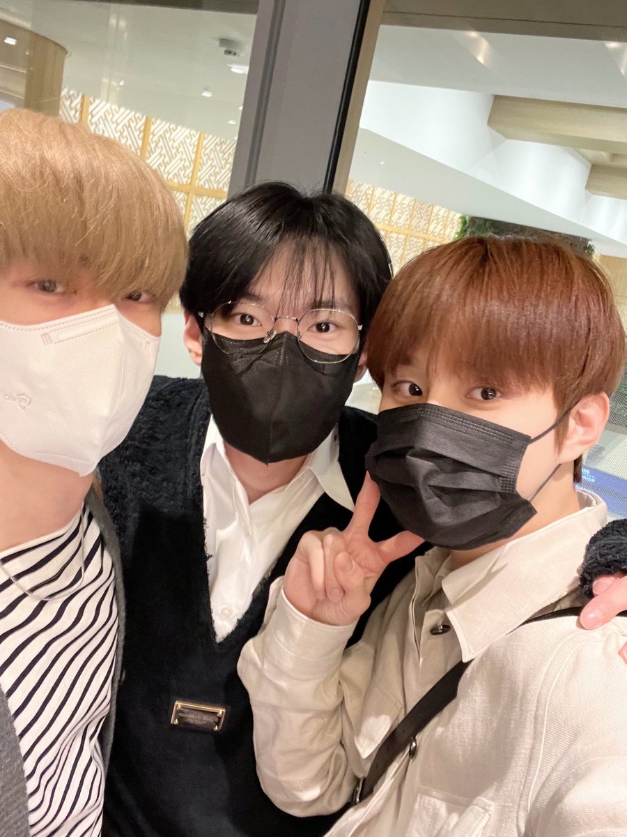 NCTsmtown's tweet photo. ✨💚🍑🐰✌🏻🐶💚✨

#NCT_DOJAEJUNG #DOJAEJUNG #NCT
#Perfume #DOJAEJUNG_Perfume https://t.co/UQLFgGgCCo