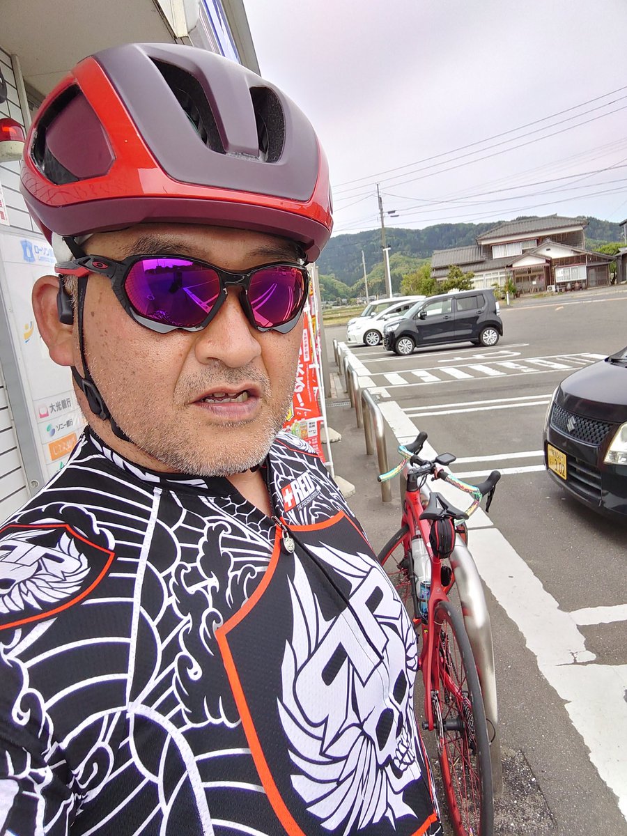 makopinarello's tweet photo. 今日も西蒲区をぶらり
#ロードバイクのある生活
#ピナレロパリ
#pinarelloparis https://t.co/6hro6egVpJ