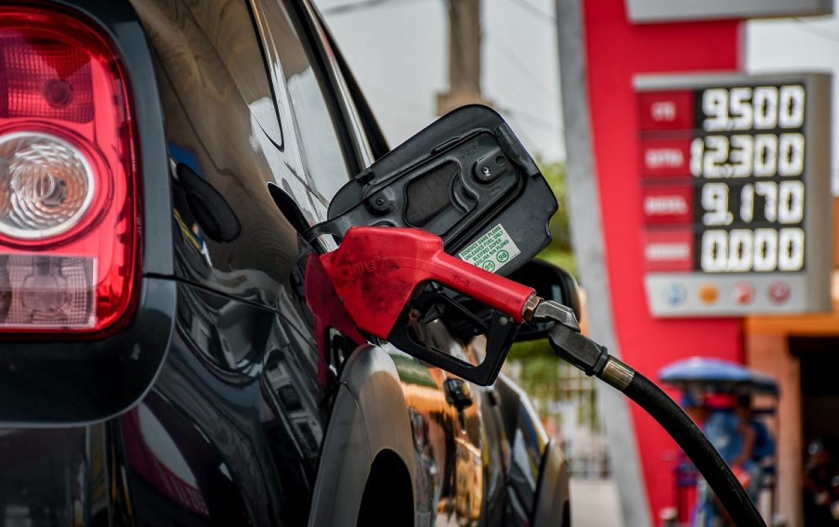 elheraldoco's tweet photo. Precio de la gasolina aumenta $600 desde este 3 de mayo  ➡https://t.co/18sObwRUpo https://t.co/NO8VWWLEcf