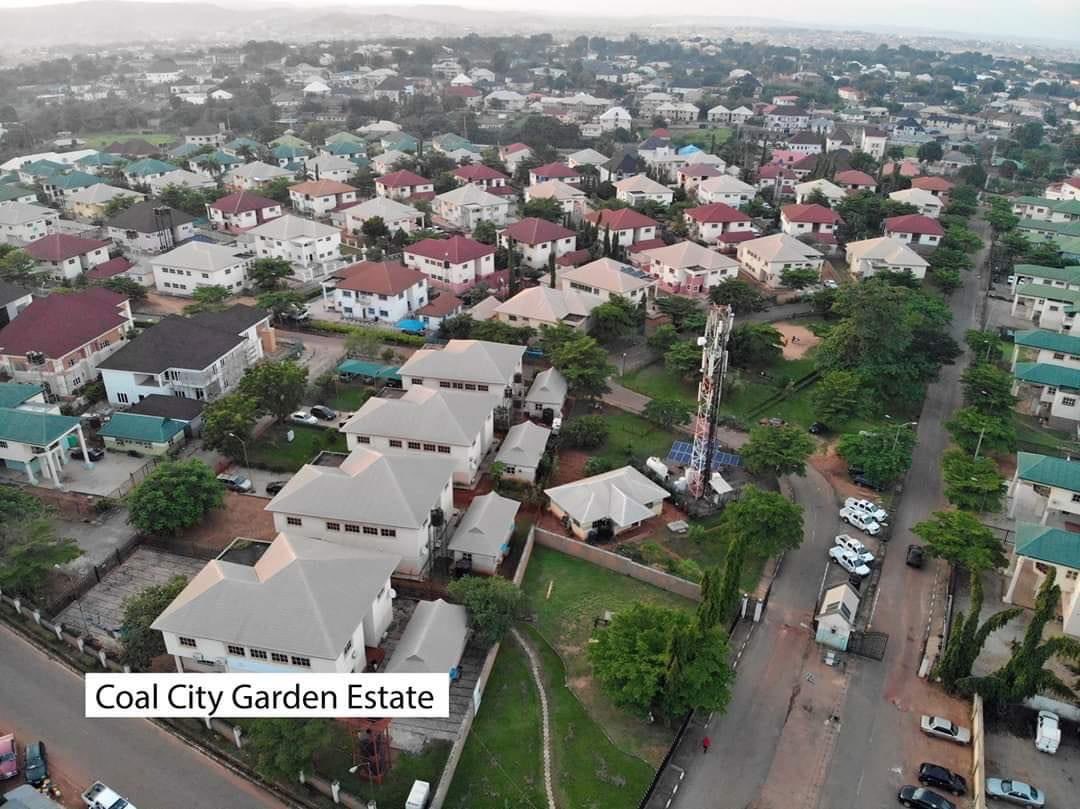 ChinasaNworu's tweet photo. For those of  you returning home from #Nigeria , Check out these Estates in #Enugu  #Biafraland , you won’t regret making that decision of returning back to #Biafraland .
 It’s a matter of time , your testimony will inspire others to come back to #Biafraland to invest  and settle down . 
#Nigeria is not meant for you  #Igbos. @real_IpobDOS @PeterObi @NOIweala @MaziUbaOfficial @EmekaGift100