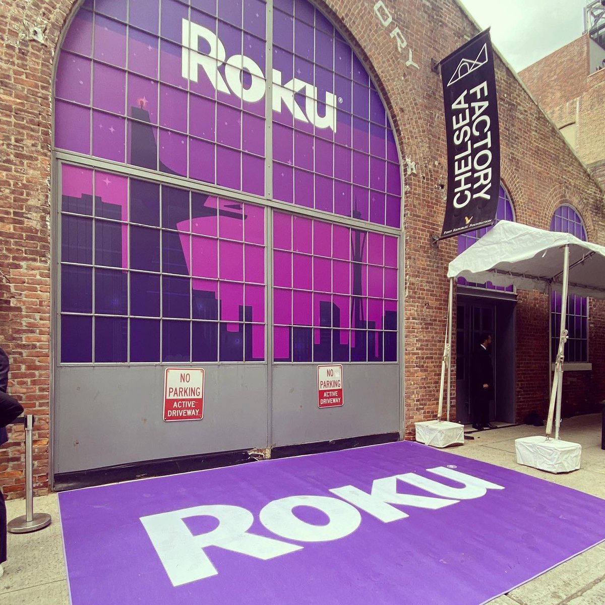 jdnashattack's tweet photo. .@Roku brought out its stars and a lot of #purple at this year’s #NewFront. Nothing too #weird for this event. 💜 #chelseafactory #nyc @alyankovic https://t.co/WqkCxcapH4