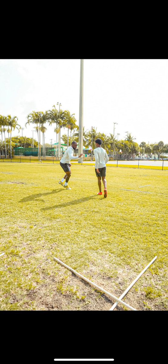 k3vingreenejr's tweet photo. “Man don’t talk me to deaf I was taught by the best ain’t nobody hold my hand had to walk by myself” #gridin #CM38 #springball https://t.co/wyfk1D8dl4