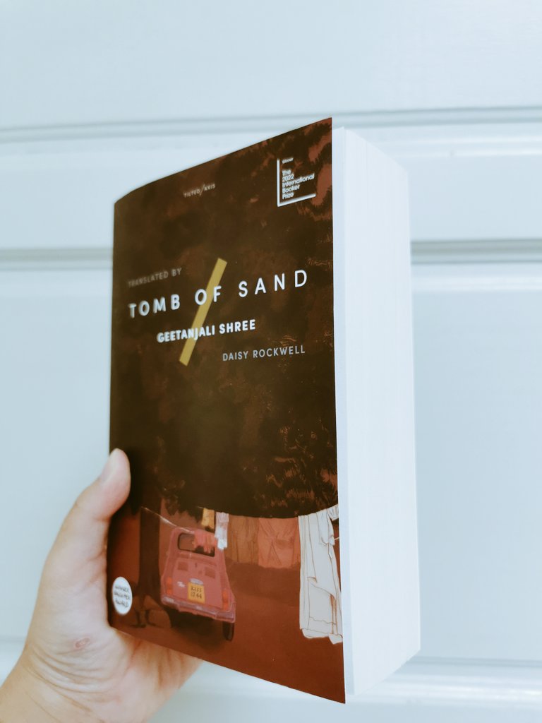 chiyoarwen's tweet image. Nobody informs me how thick this book is! In case you are shocked just like me, you have been warned. 739 pages 😲

My first parcel from Book Depository is here. Waiting for the next one.

#BookDepository
#PanicBookHaul