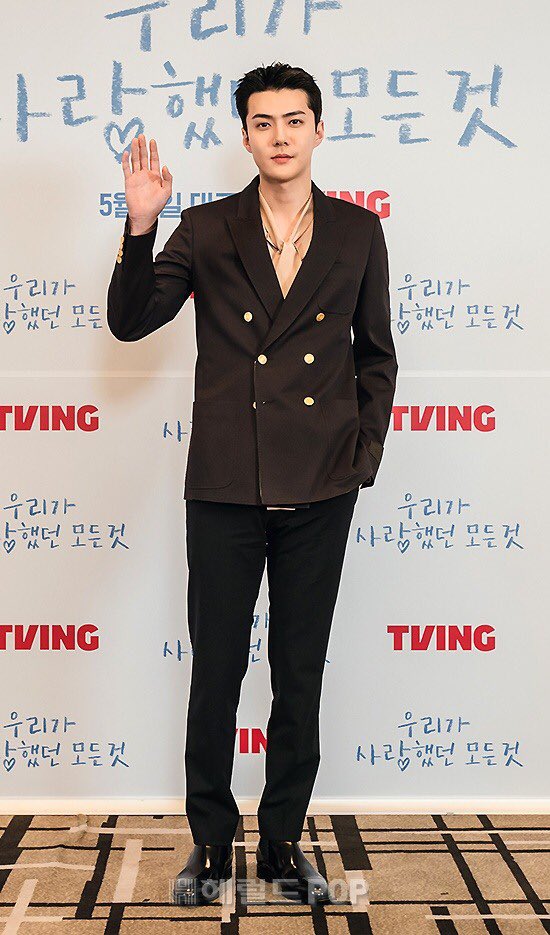 milkteus's tweet photo. hq photos of oh sehun at ‘all that loved’ online press conference today! 🤎 https://t.co/OSHPVyL0qz