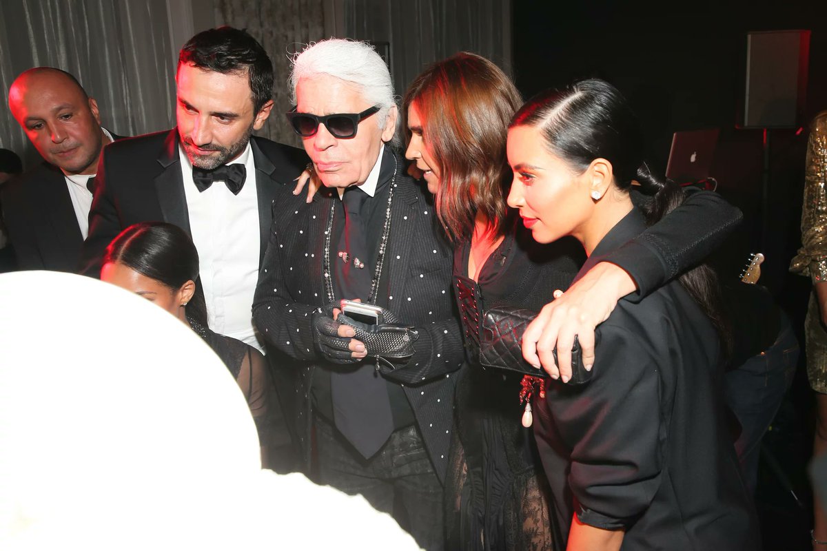 felipemnzp's tweet photo. fashion history 101 - the evening that started it ALL:

some of you weren't there or prefer to be easily influenced by tiktok but this crew right here changed the direction of the culture at large.

here's the story of Kim Kardashian for CR Fashion Book issue 3, titled HOPE https://t.co/Udx4jbibiy