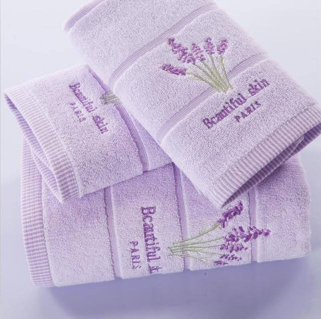 Nofranhomedecor's tweet image. Bath Towels 3-Piece Set Towels Embroidery Lavender #instainteriordesign #Wallart
Buy here bit.ly/3zFBglm