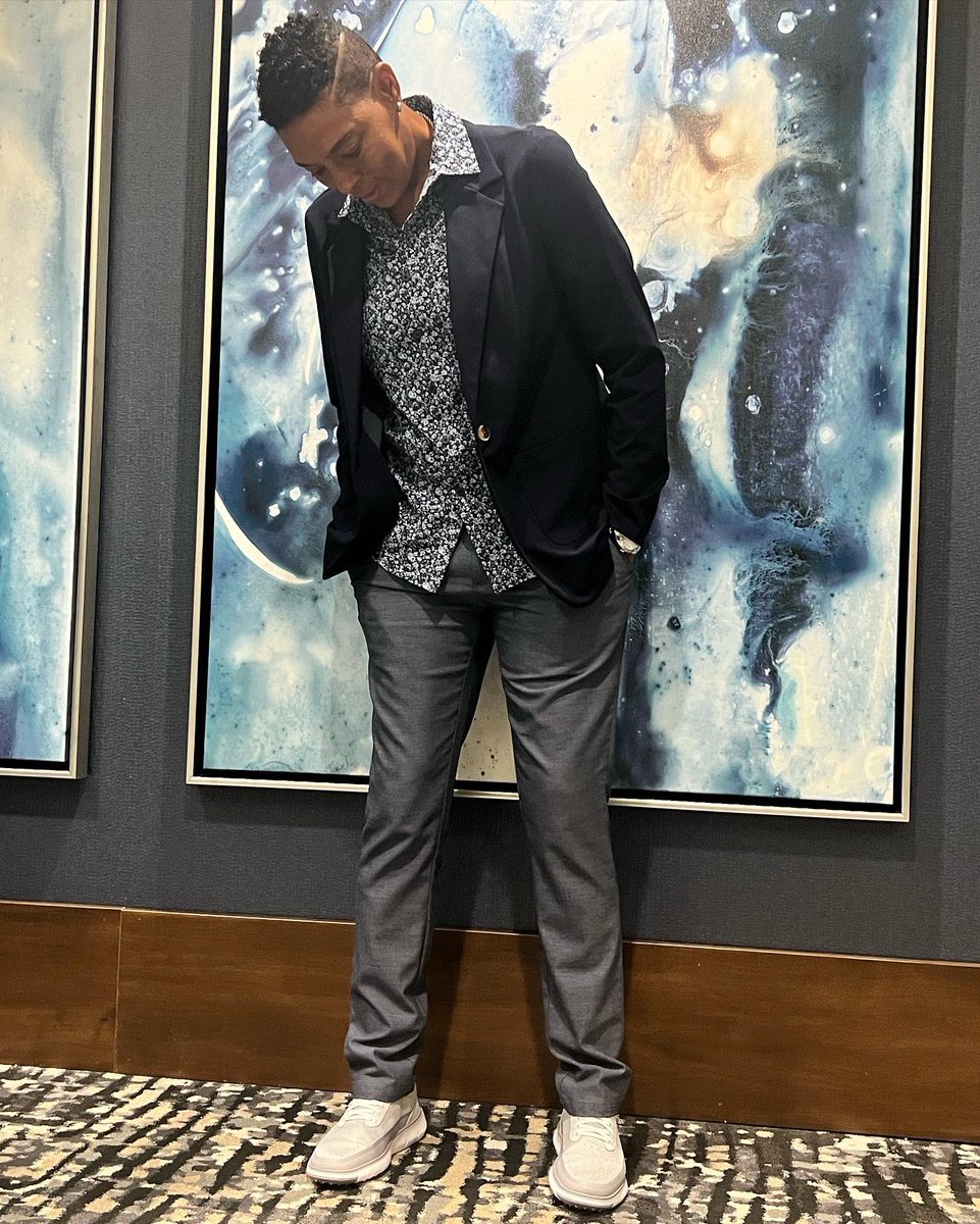 Cathy Boswell (@hofbos44ever) on Twitter photo 